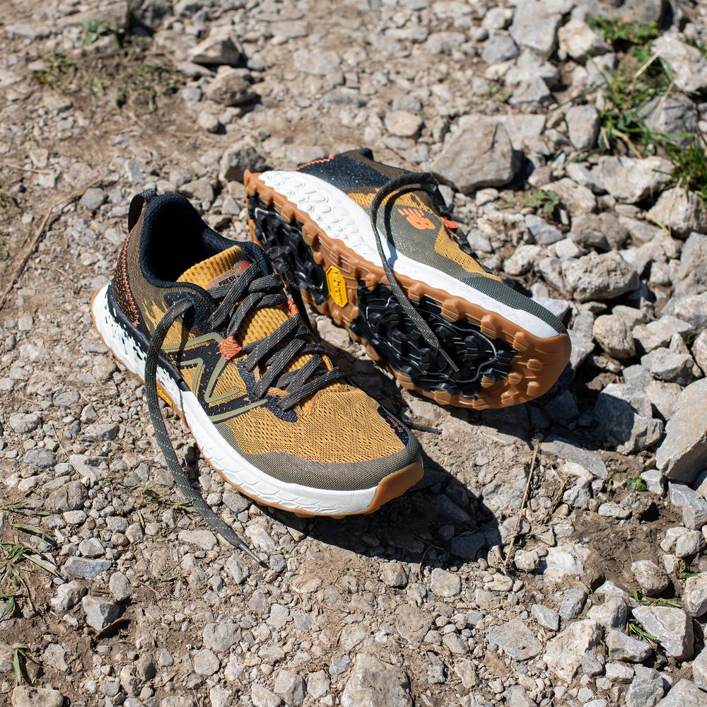 Boty New Balance Fresh Foam Hierro v7 MTHIERG7 – hnědý