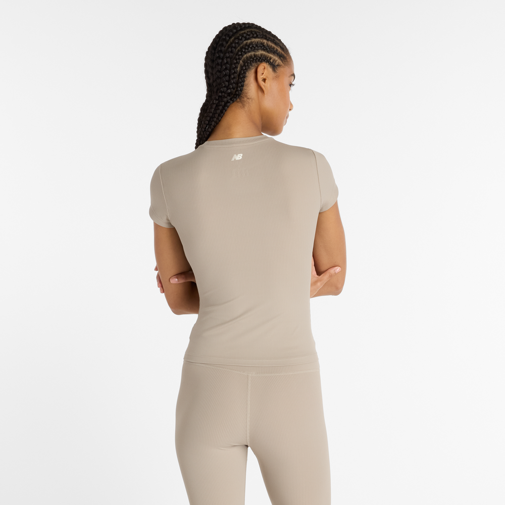 Dámské tričko New Balance WT53125ADS – béžové