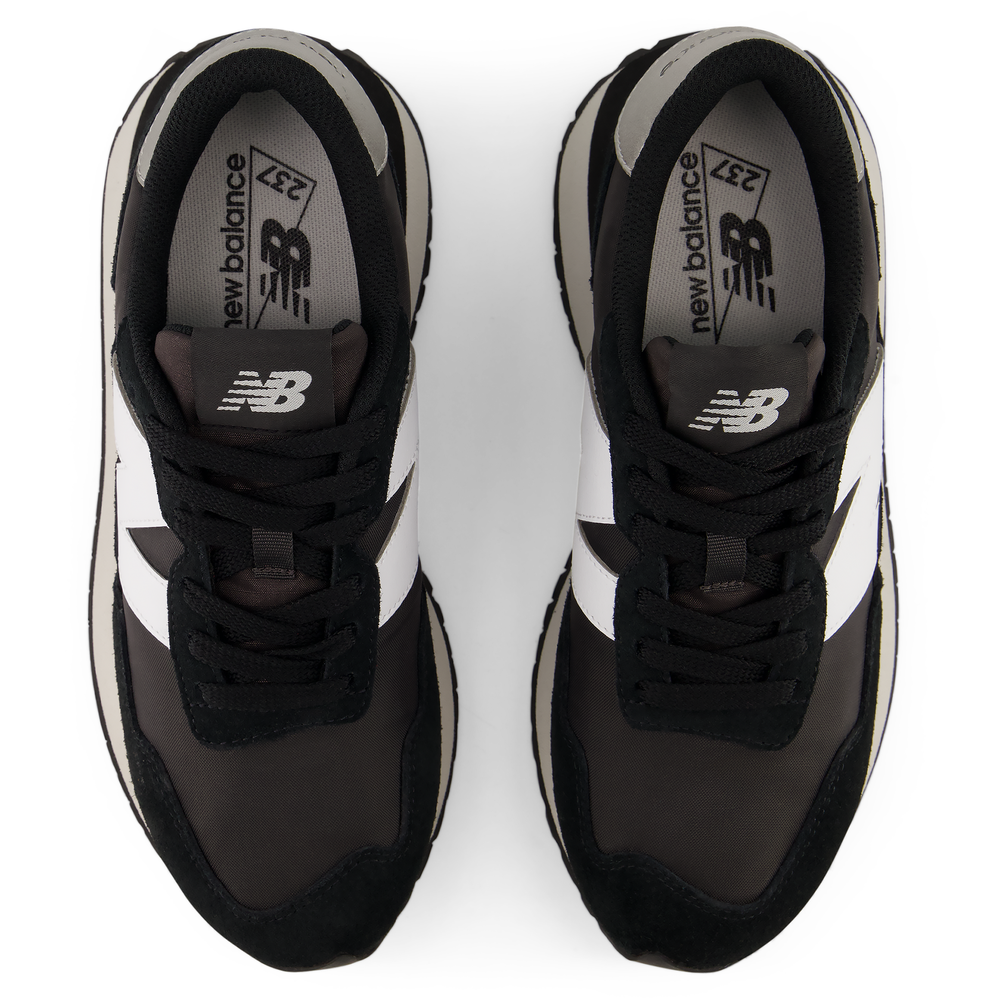 Dámské boty New Balance W23731P – černé