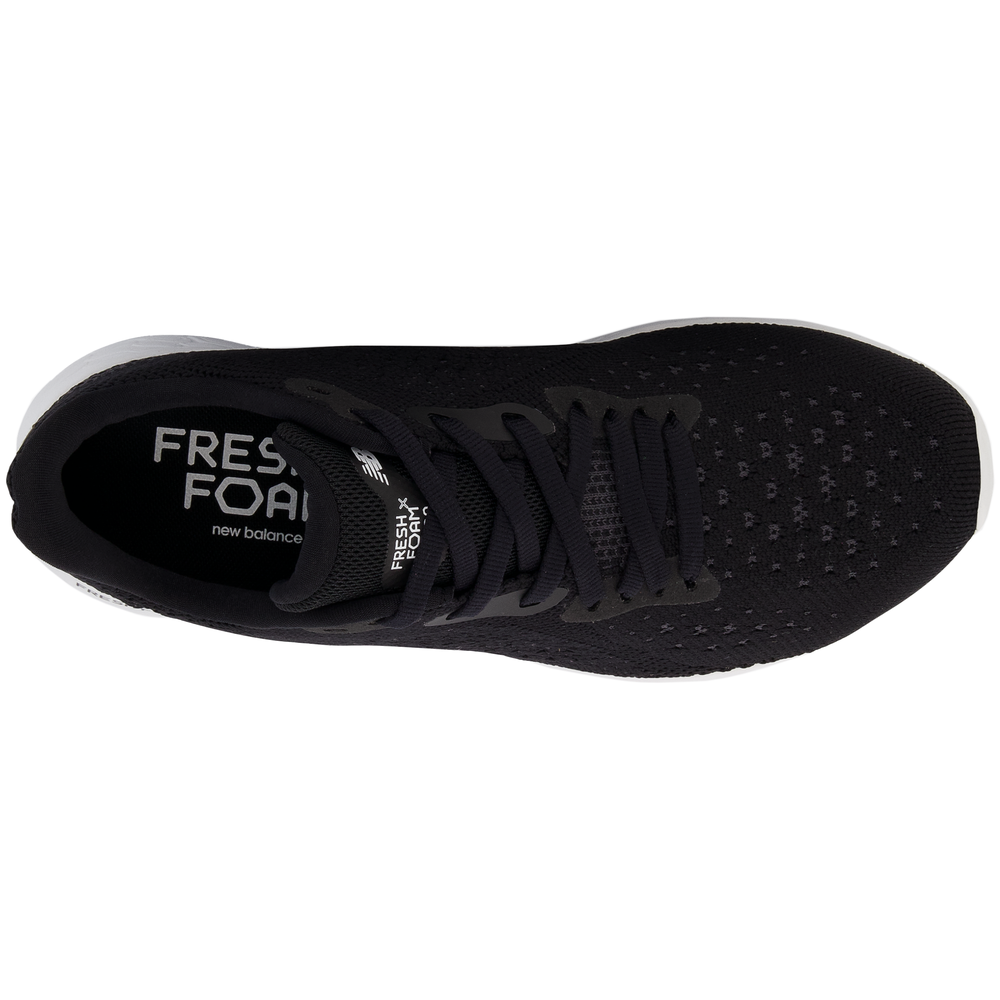 Boty New Balance Fresh Foam Tempo v2 WTMPOLK2 – černá
