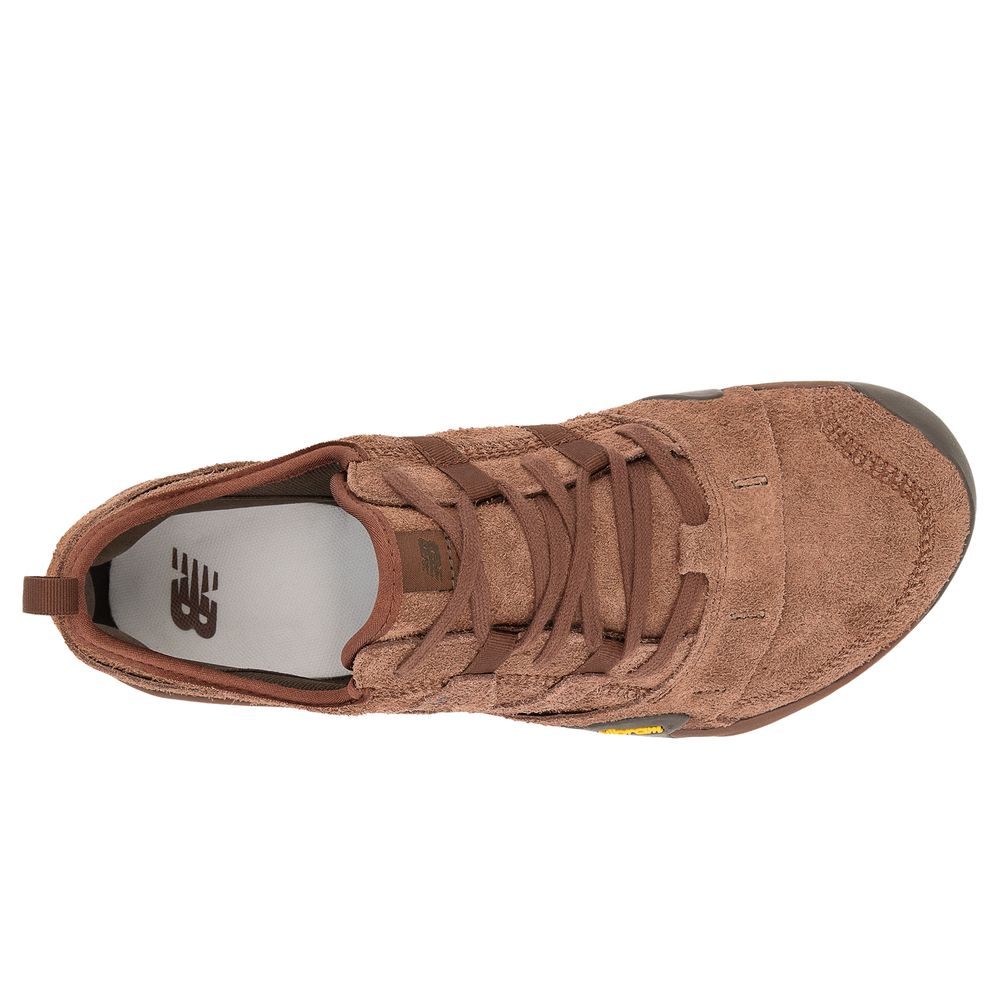 Unisex boty New Balance Minimus MT10OPR – hnědý