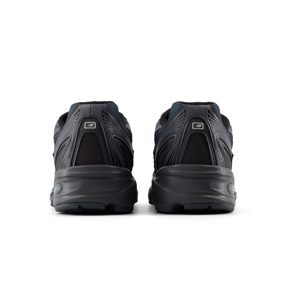 Unisex boty New Balance U7402YM – šedé