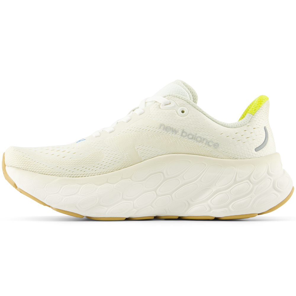 Dámské boty New Balance Fresh Foam X More v4 WMORCF4 – bílé