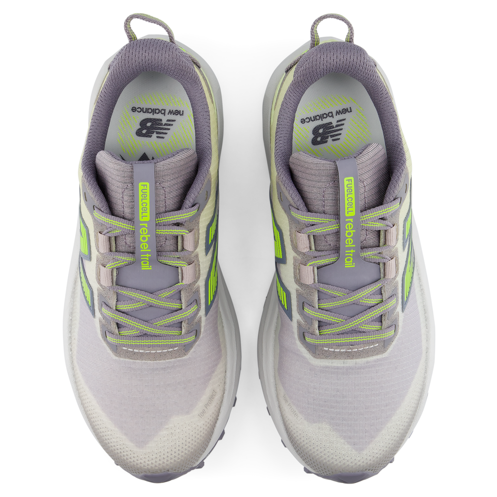 Dámské boty New Balance FuelCell Rebel Trail WRBT675 – šedé
