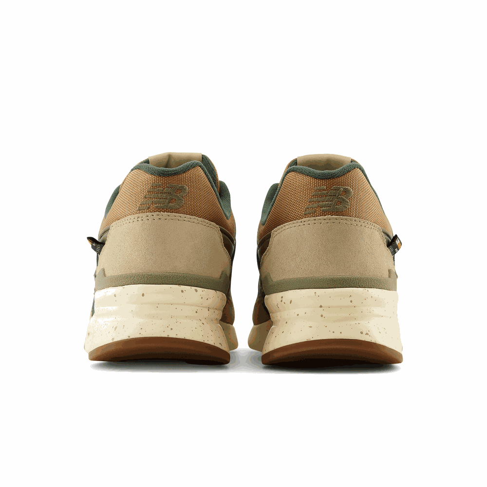Boty New Balance CM997HTW – hnědý