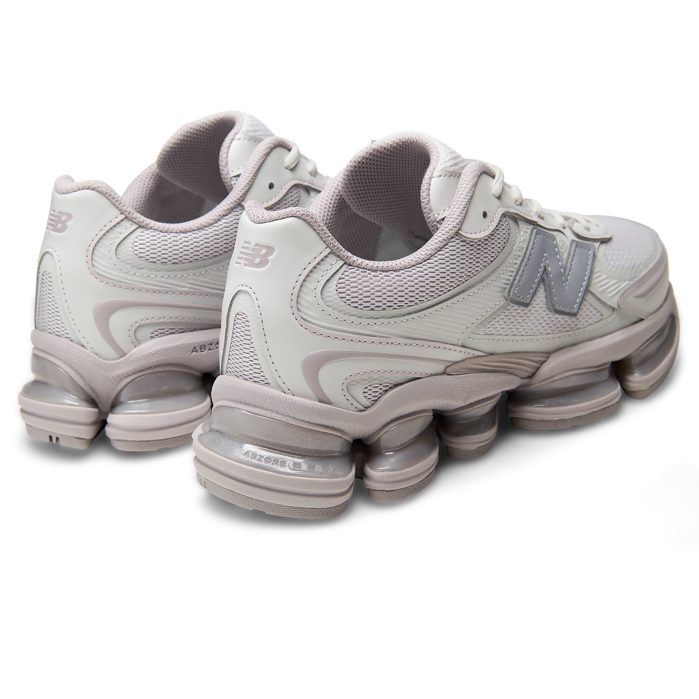 Unisex boty New Balance ABZORB U20001D3 – bílé