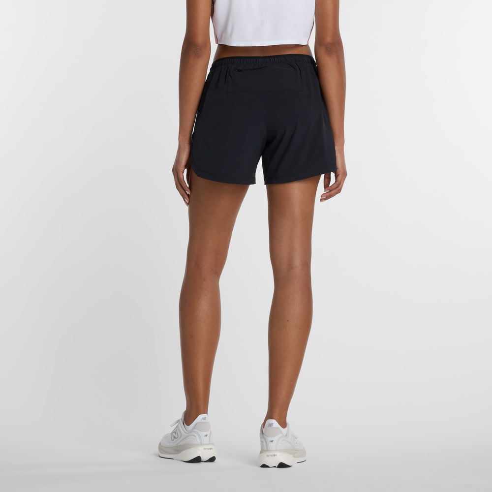 Dámské šortky New Balance RC Essential – černé