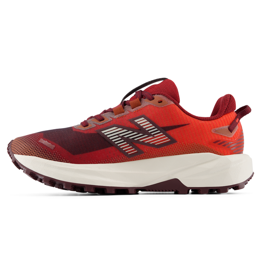 Dámské boty New Balance FuelCell Rebel Trail WRBT2MF – červené