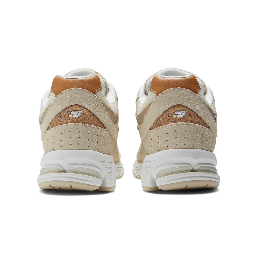 Unisex boty New Balance M2002RSC – béžové