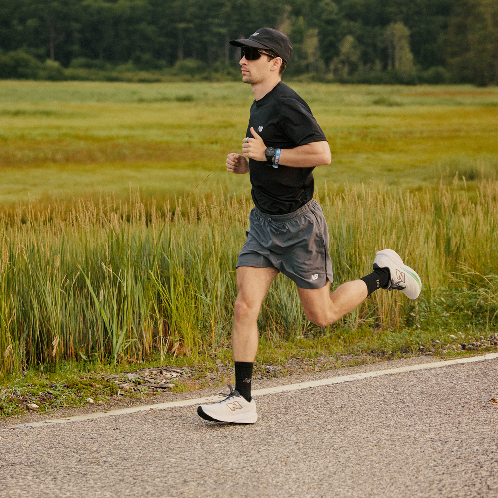 Pánské boty New Balance Fresh Foam 680 v9 M68025Z – bílé