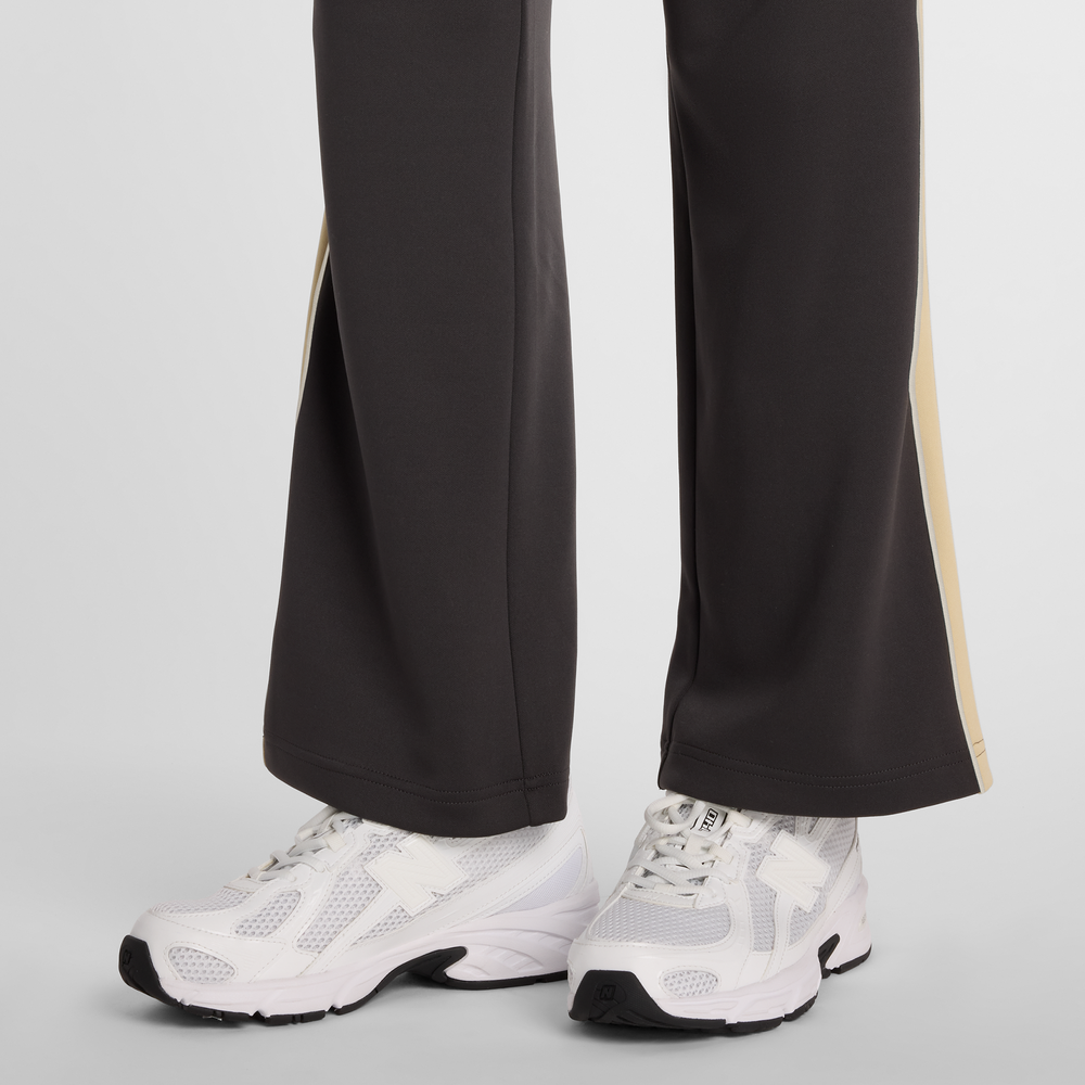 Dámské kalhoty New Balance WB61Q2R4ABR – šedé