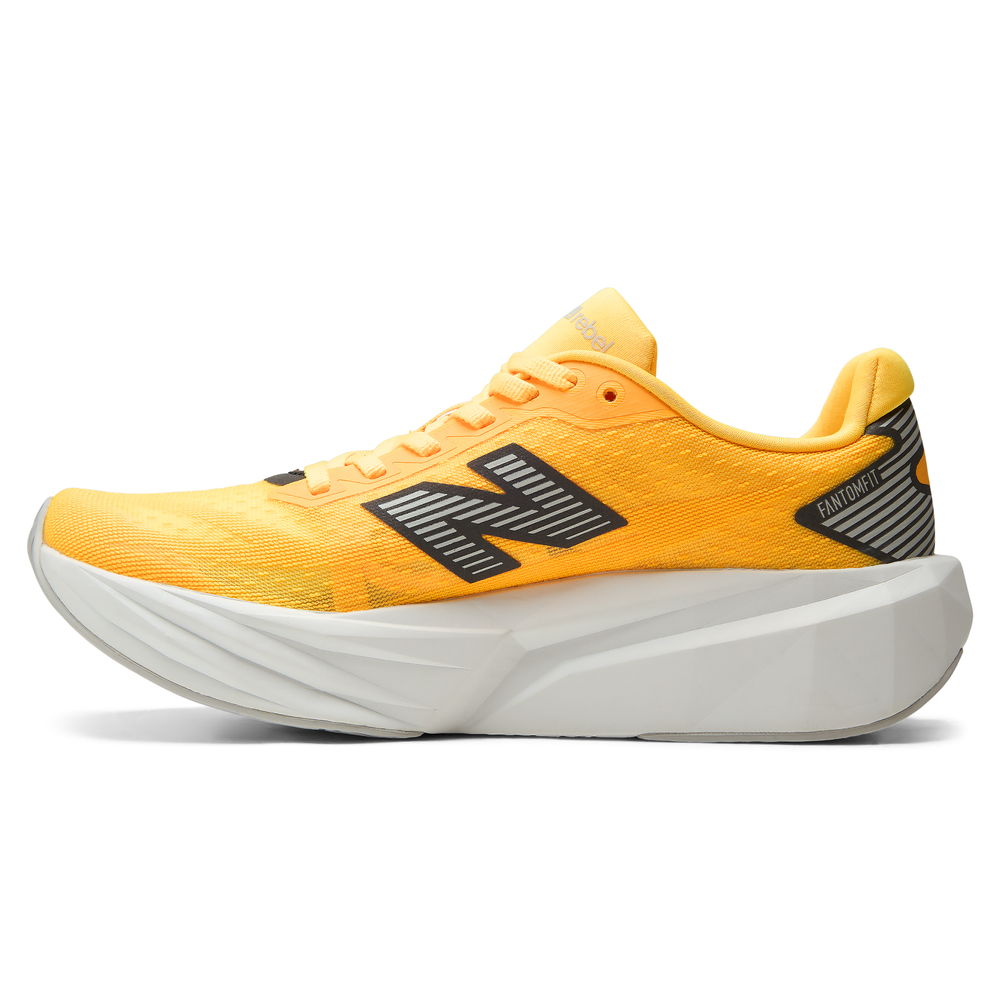 Dámské boty New Balance FuelCell Rebel v5 WFCX2C3 – oranžová