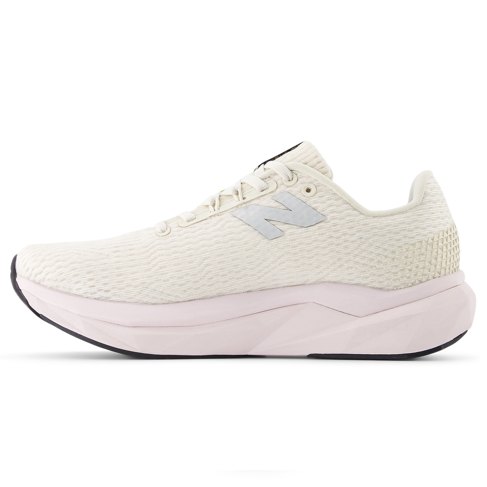 Dámské boty New Balance FuelCell Propel v5 WFCPRCS5 – béžové