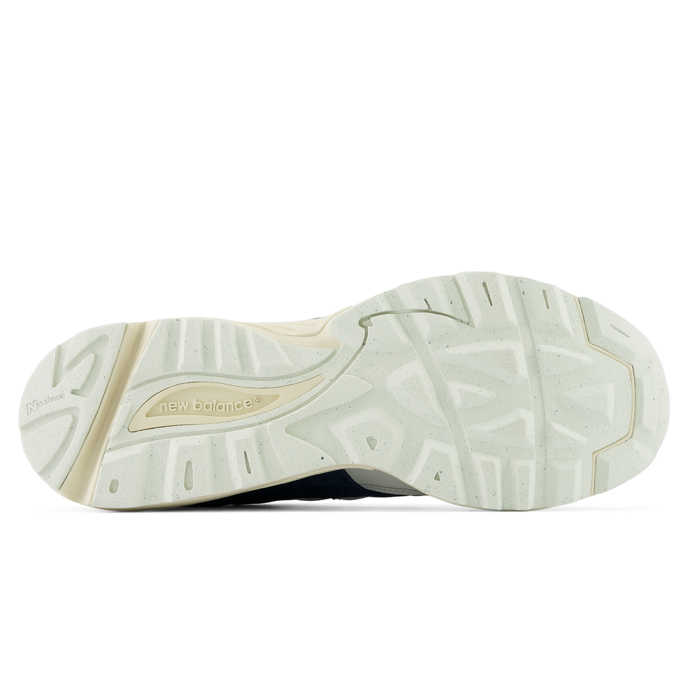 Pánské boty New Balance U880R6ZZ – tmavomodrá