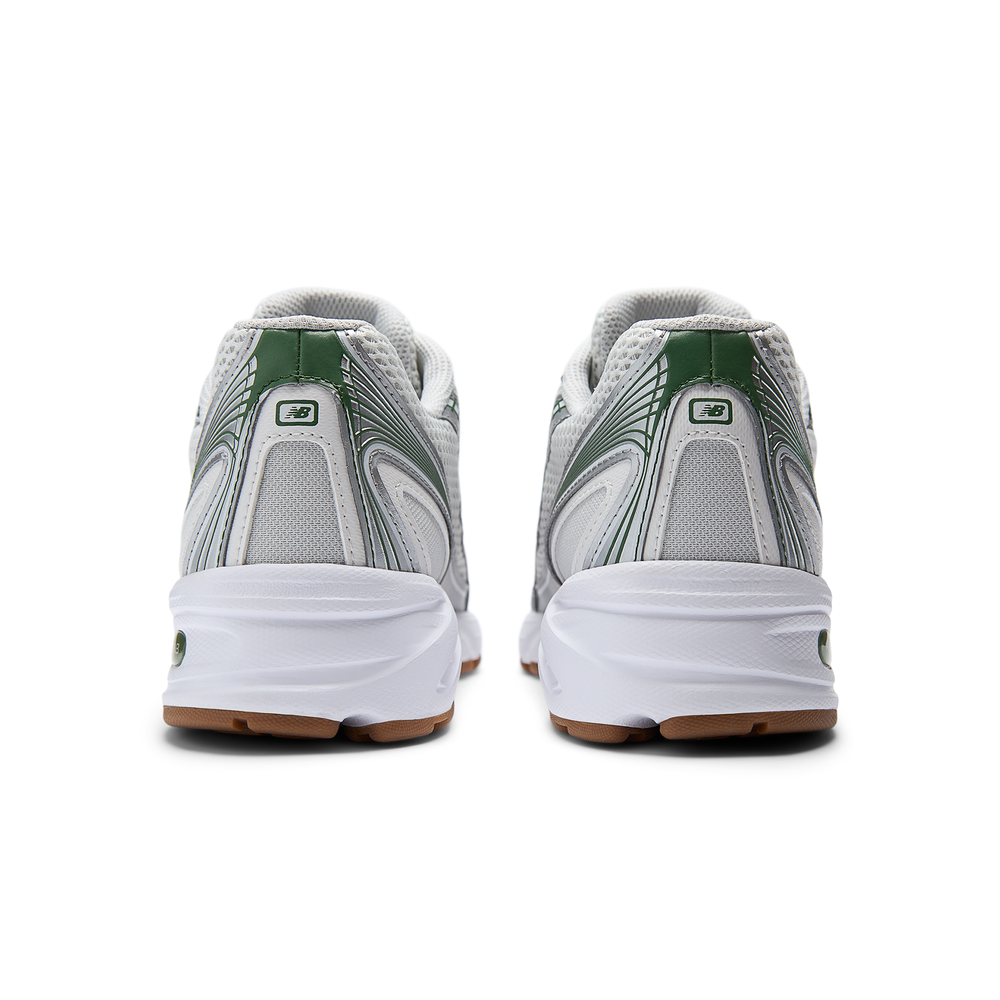 Unisex boty New Balance U740SF2 – stříbrný