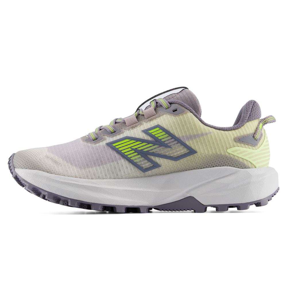 Dámské boty New Balance FuelCell Rebel Trail WRBT675 – šedé