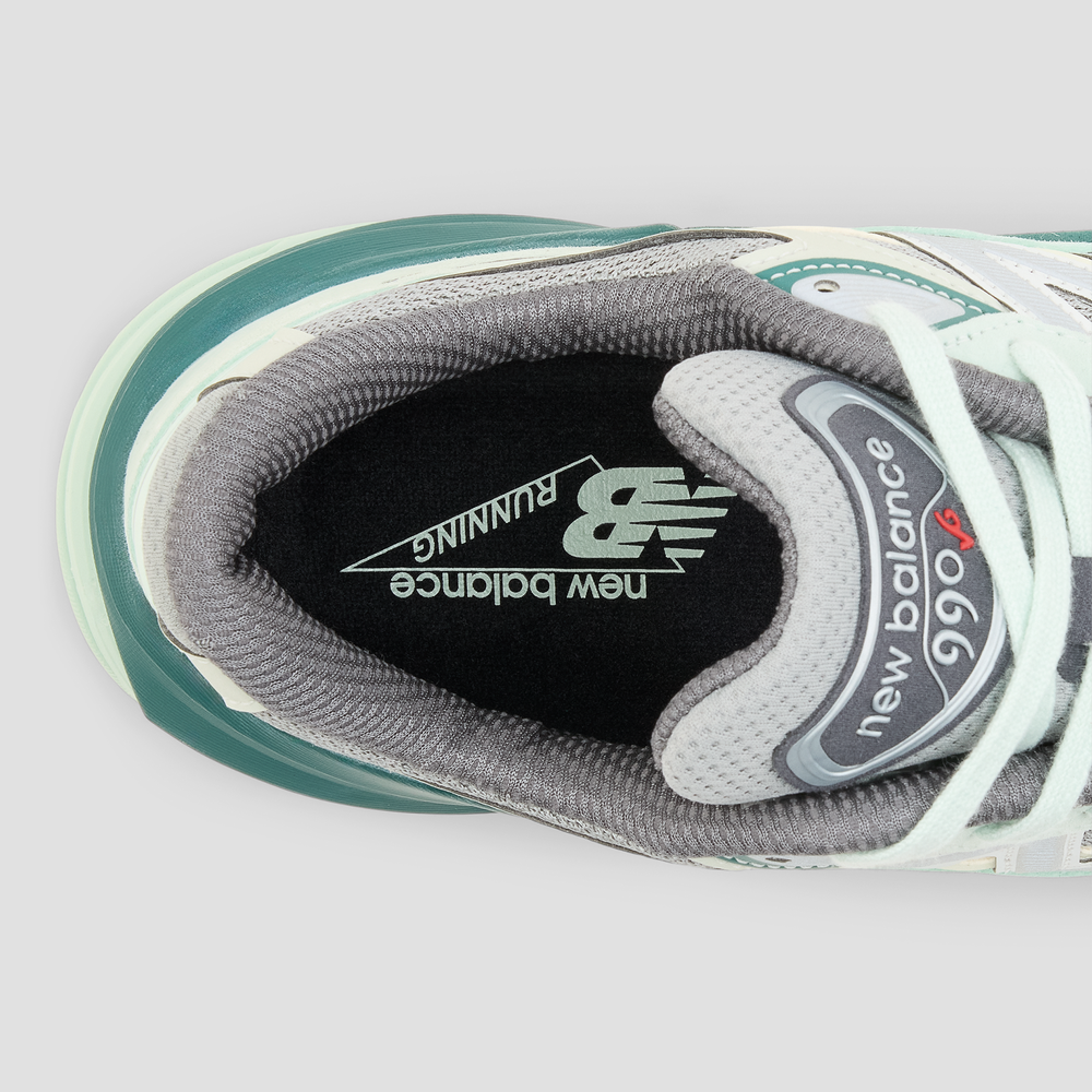Unisex boty New Balance U990GT6 – mátové