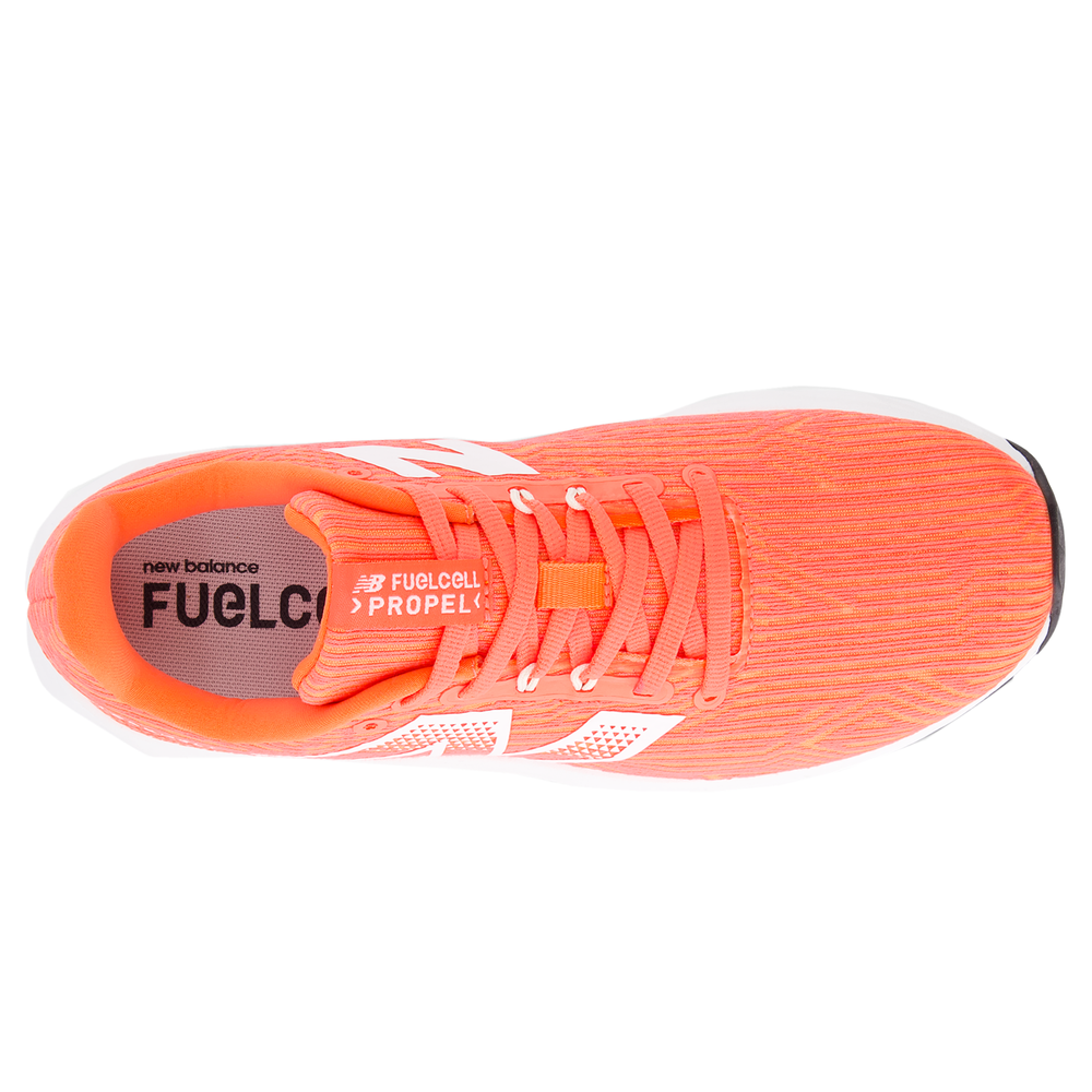 Dámské boty New Balance FuelCell Propel v5 WFCPRCV5 – oranžová