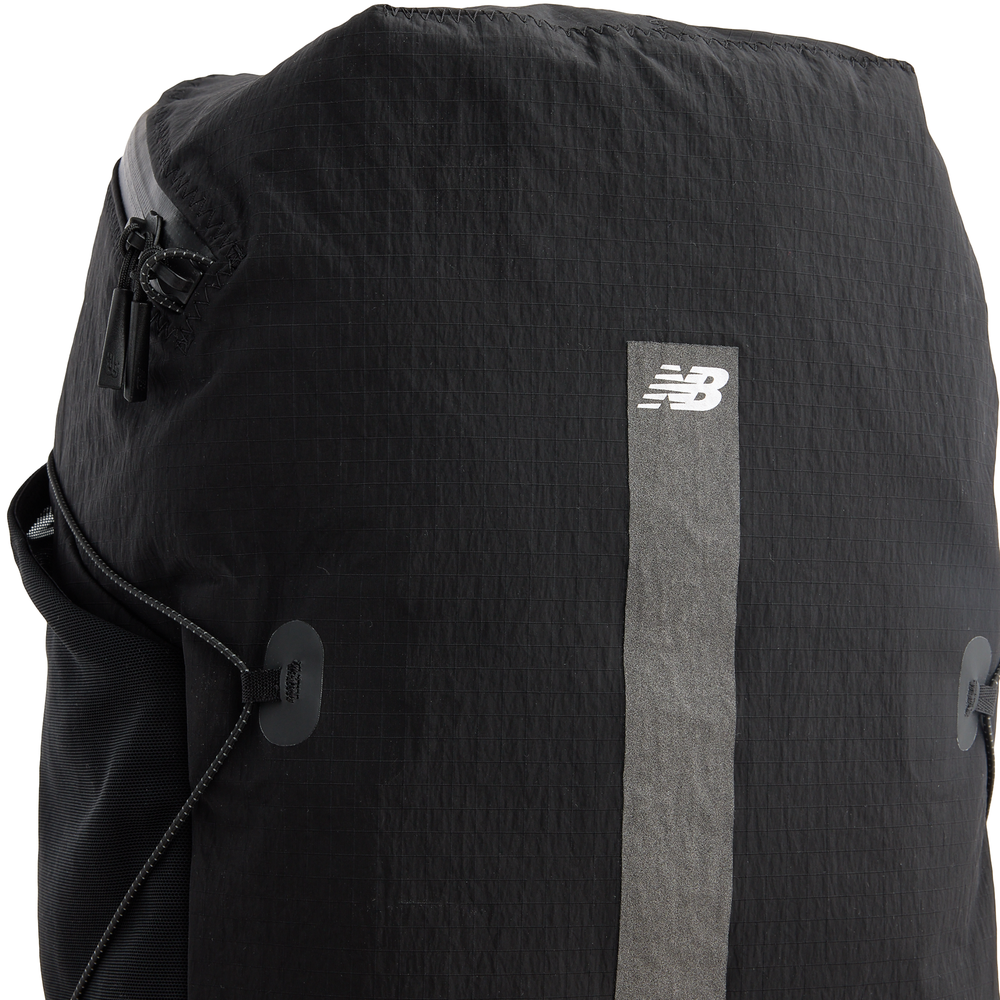 Batoh New Balance AC8227UBK – černé
