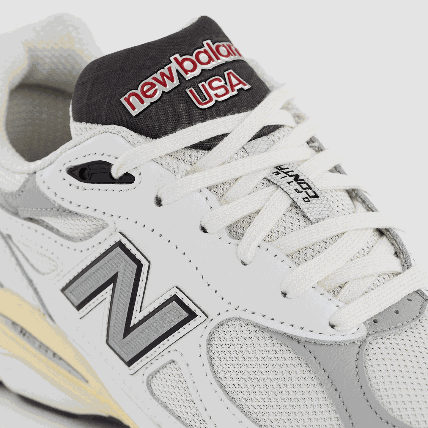 Boty New Balance M990AL3 – bílé
