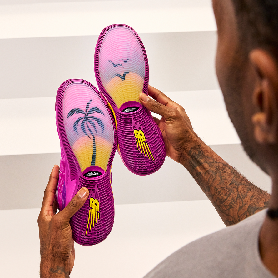 Pánské boty New Balance KAWHI IV BBKLSGY4 – růžové