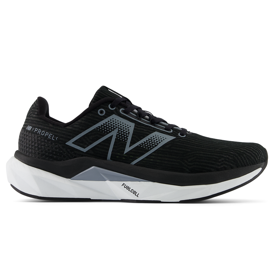 Pánské boty New Balance FuelCell Propel v5 MFCPRLB5– černé