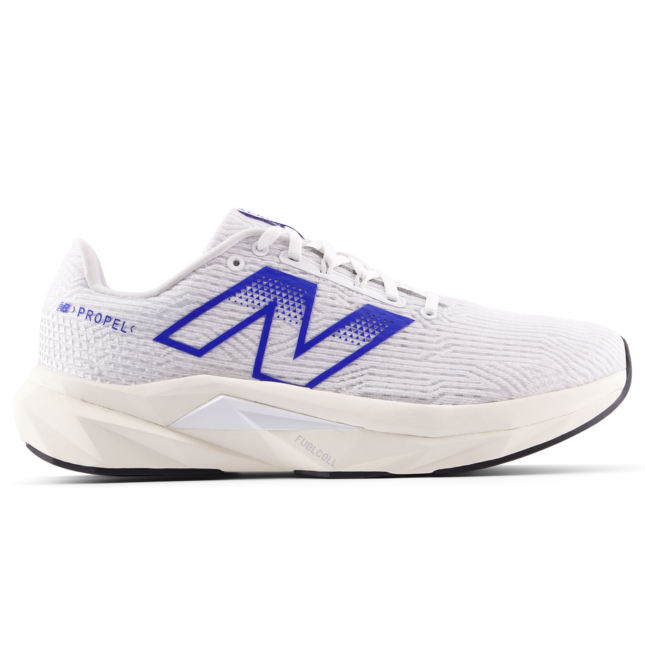 Pánské boty New Balance FuelCell Propel v5 MFCPRCZ5 – bílé