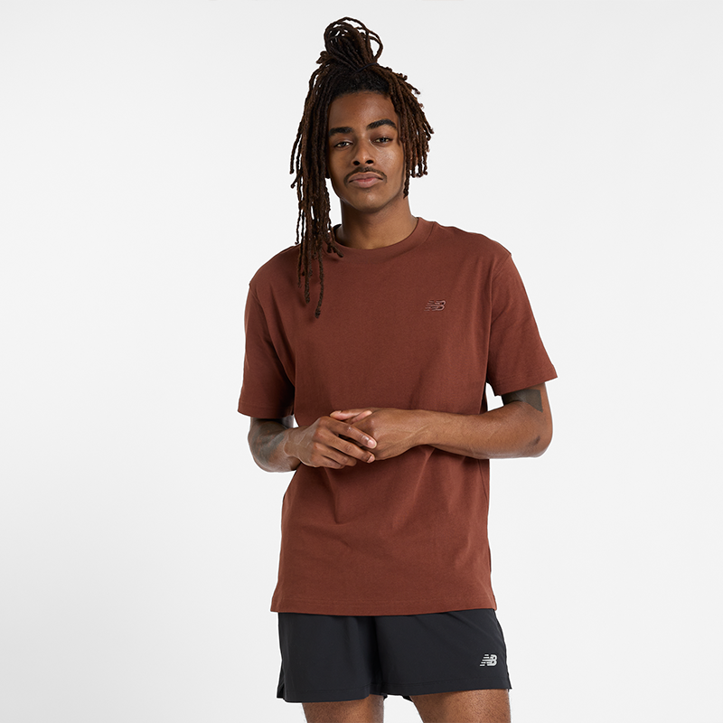 

Pánské tričko New Balance MT41533ROK – hnědý