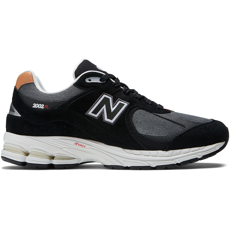 

Pánské boty New Balance M2002REB – černé