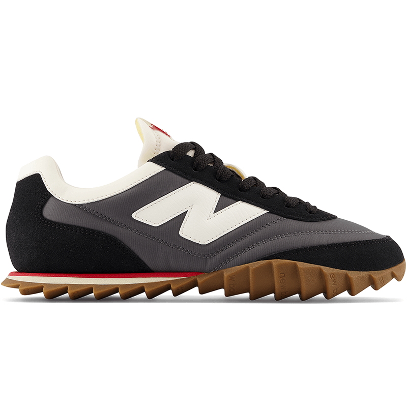 

Boty unisex New Balance URC30VC – černé