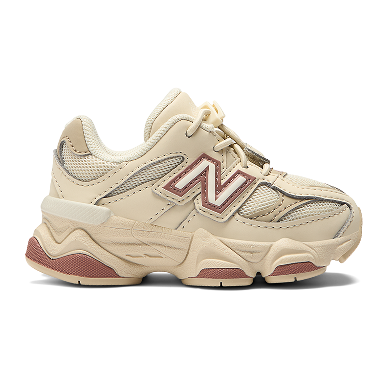 

Dětské boty New Balance IV9060GC – béžové