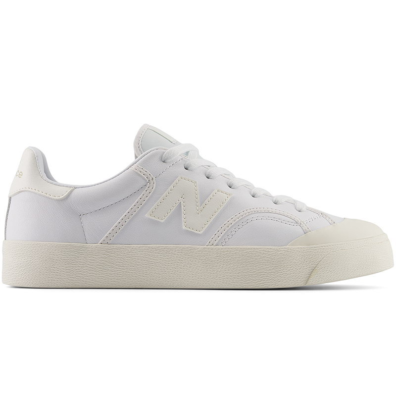 

Boty unisex New Balance BB100LGY – bílé