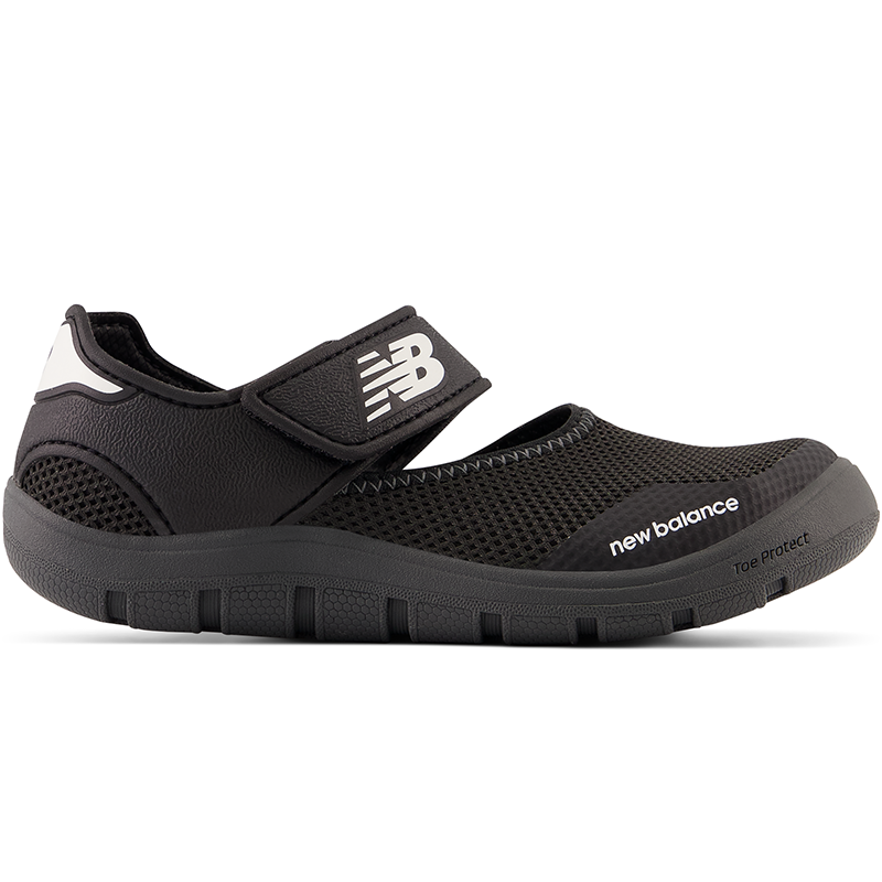 

Dětské sandály New Balance YO208SB2 – černé