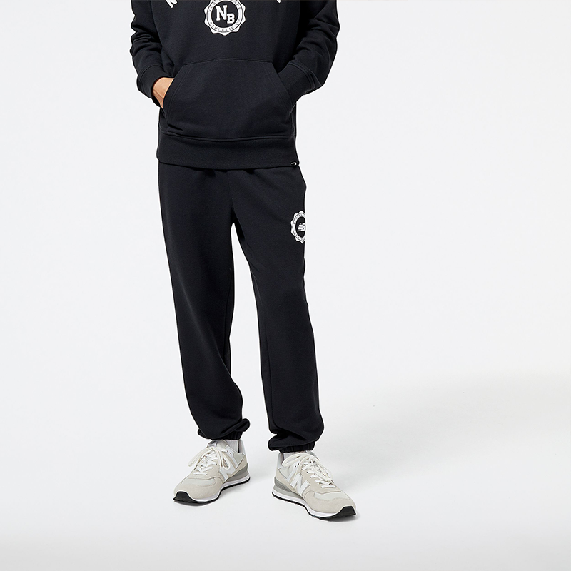 

Pánské kalhoty New Balance MP31902BK – černé