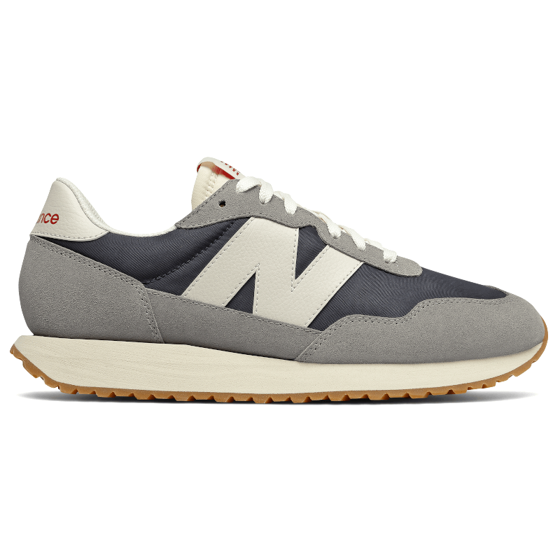 

New Balance MS237SC
