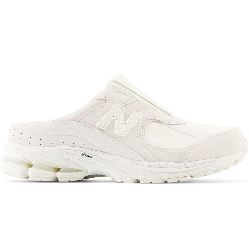 

Pánské boty New Balance M2002RMQ – bílé