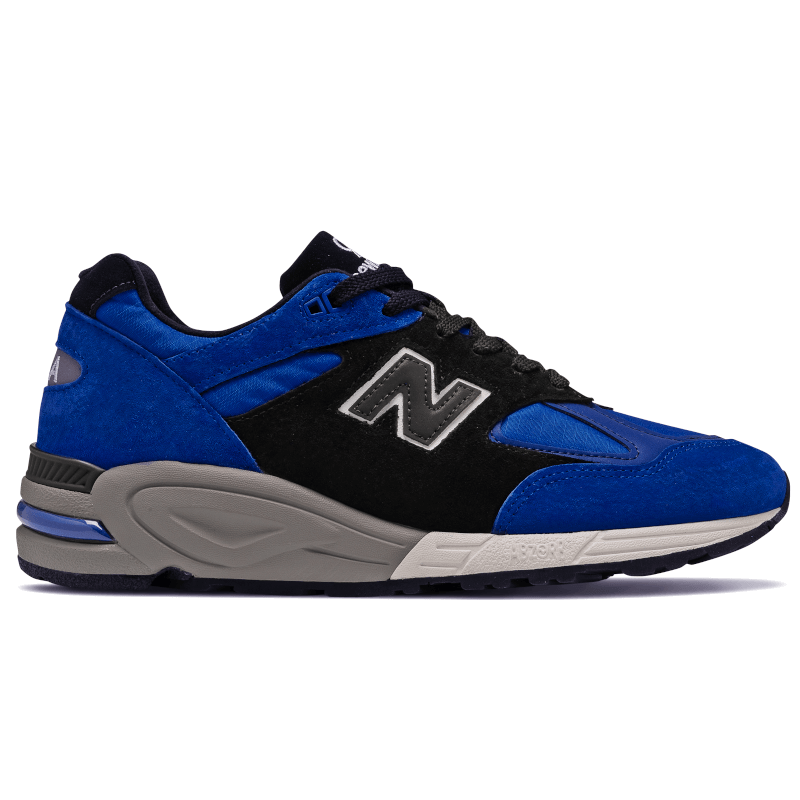 

New Balance M990PL2