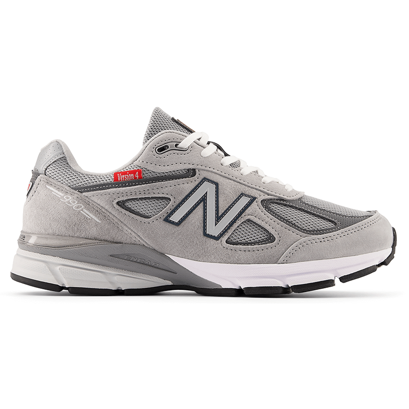 

New Balance M990VS4