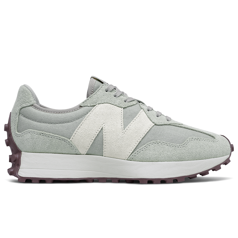 

New Balance WS327FC