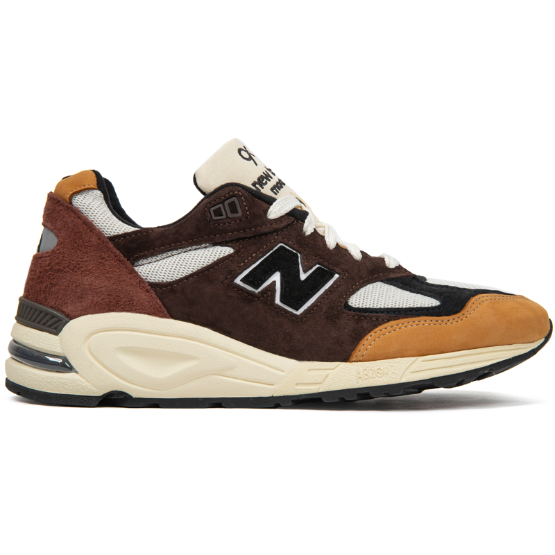 

Pánské boty New Balance M990BB2 – hnědý