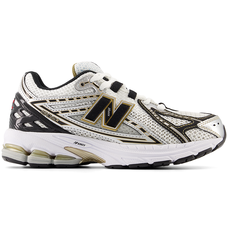 

Dětské boty New Balance GC1906RA – stříbro
