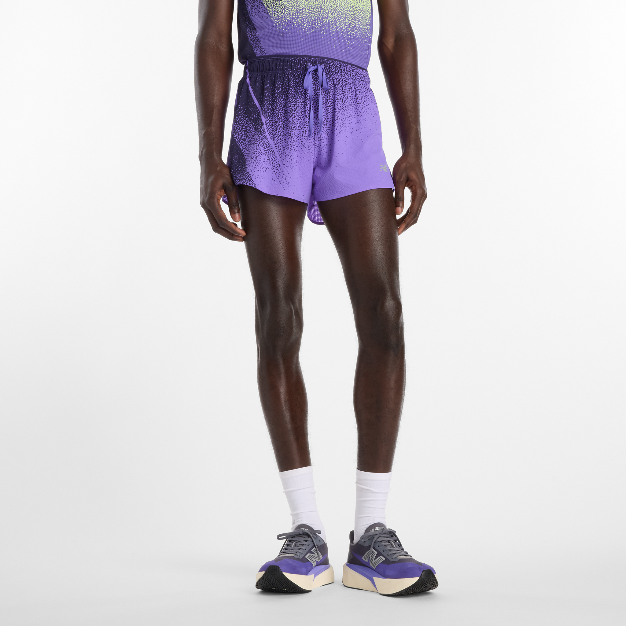 

Pánské šortky New Balance MB6140TLEPU – fialové