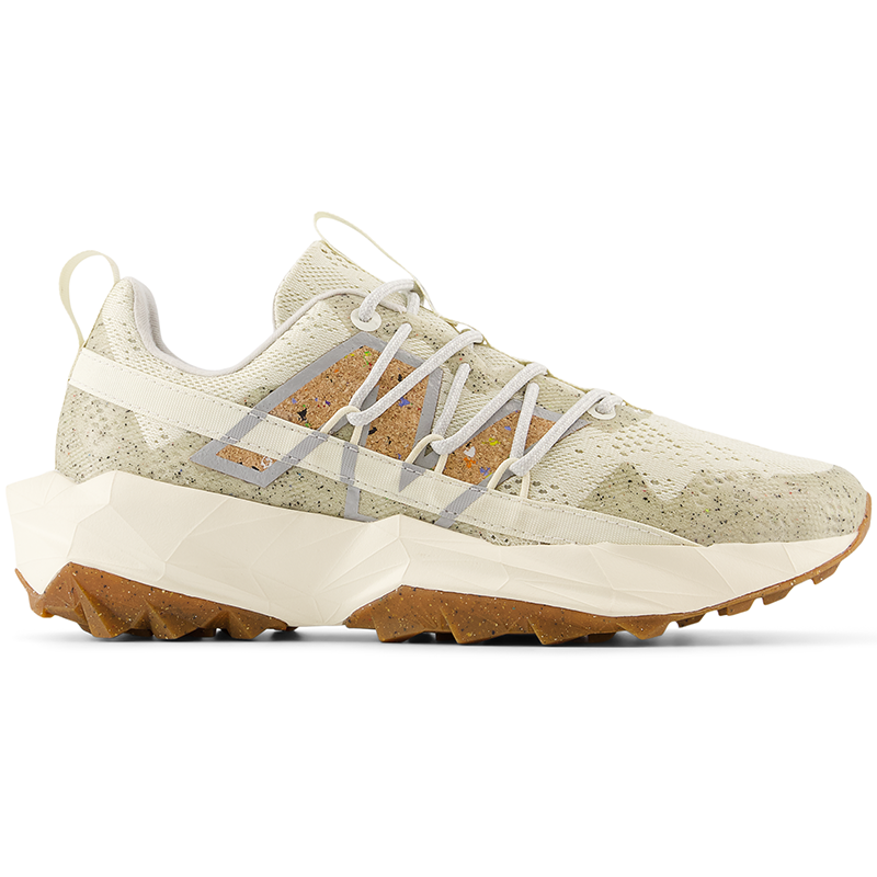 

Dámské boty New Balance DynaSoft Tektrel WTTTREU1 – béžové