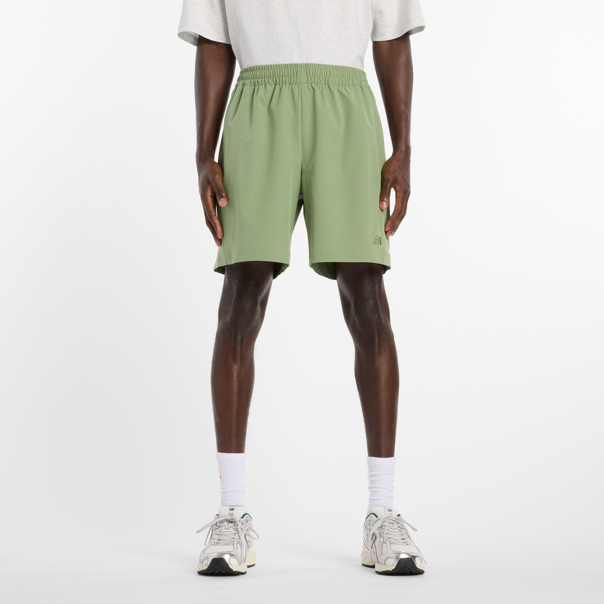 

Pánské šortky New Balance MB6174CDAAR – zelené