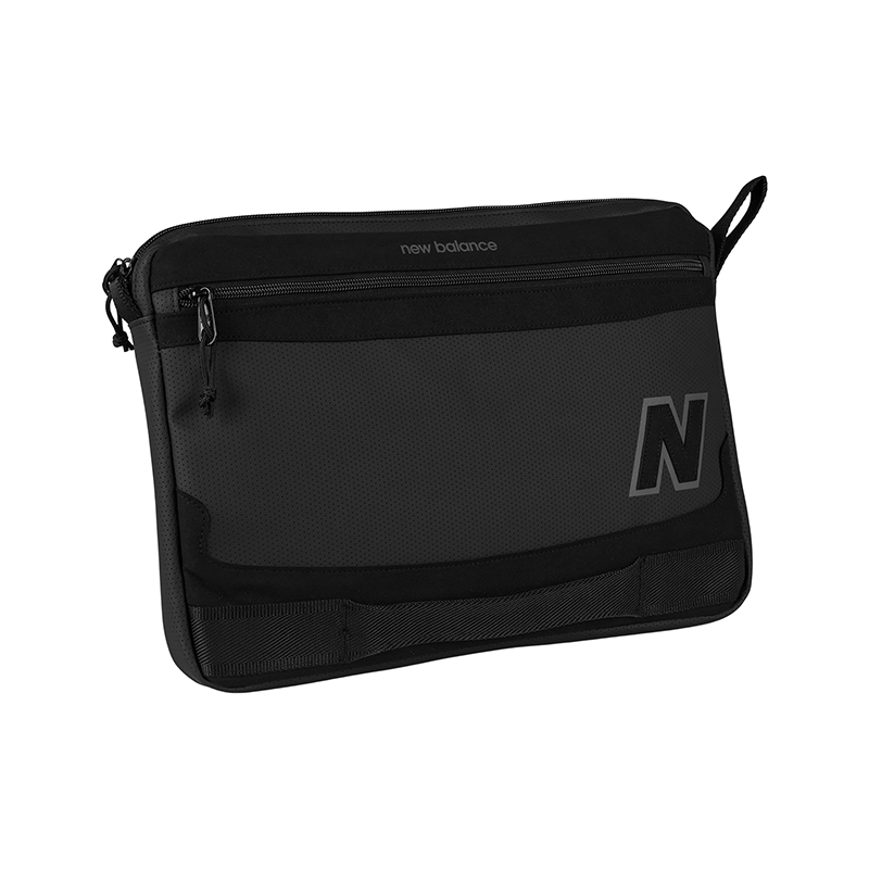 

Pouzdro na notebook New Balance LAB23169BKK – černé