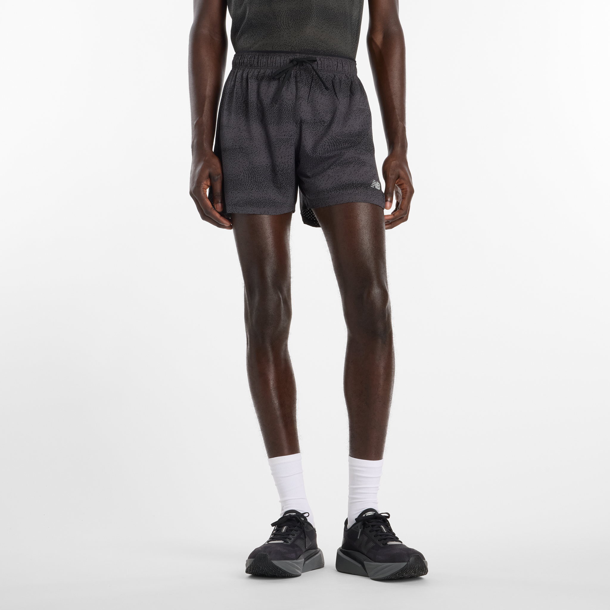 

Pánské šortky New Balance MS43285BGR – černé