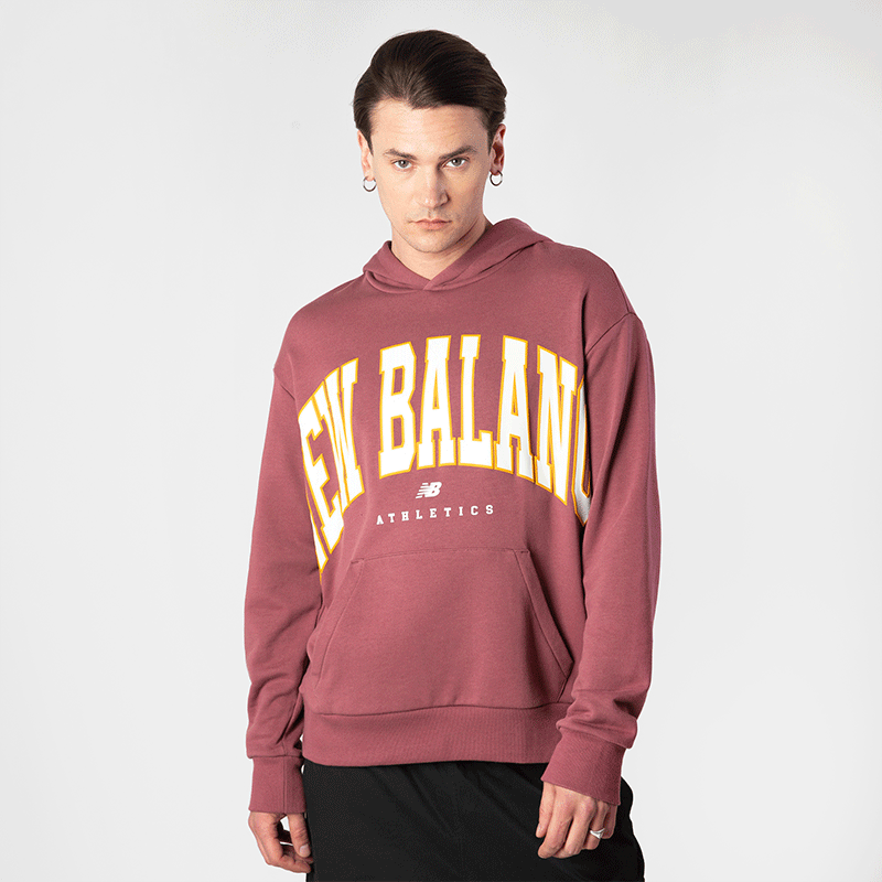 

Klasická mikina New Balance UT31550WAD – červené