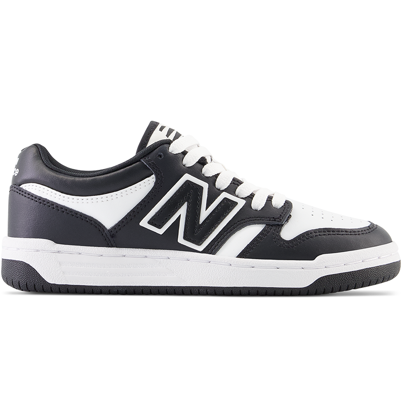 

Dětské boty New Balance GSB480BW – černé