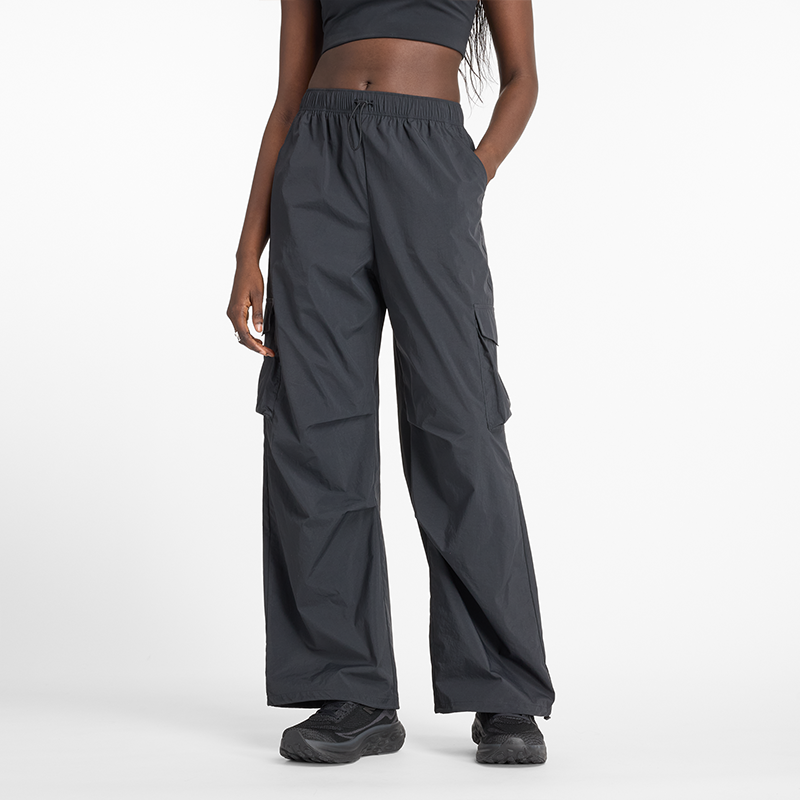 

Dámské kalhoty New Balance WP43534BK – černé